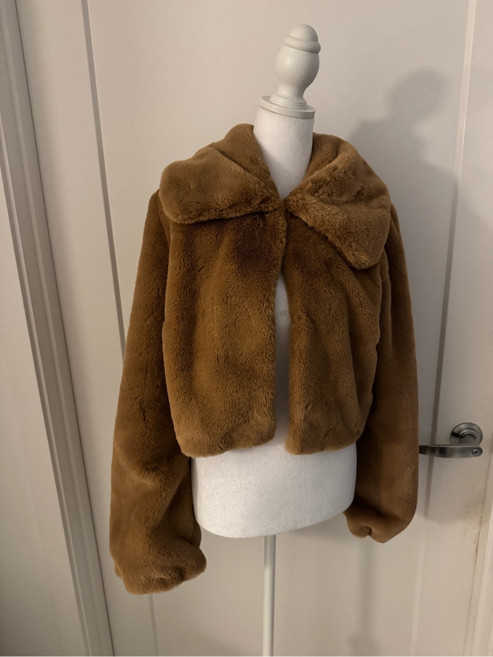 Camila Cohelo- Faux Fur Cropped Jacket in Camel